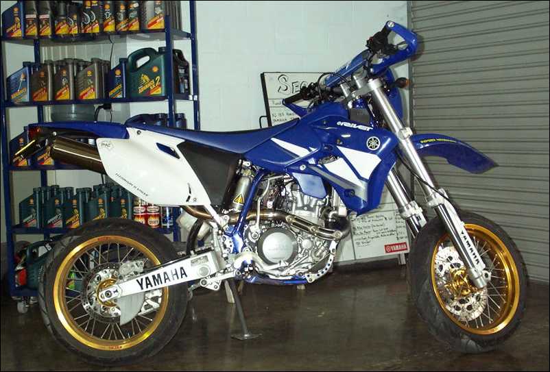 Yamaha Supermoto 2005.jpg