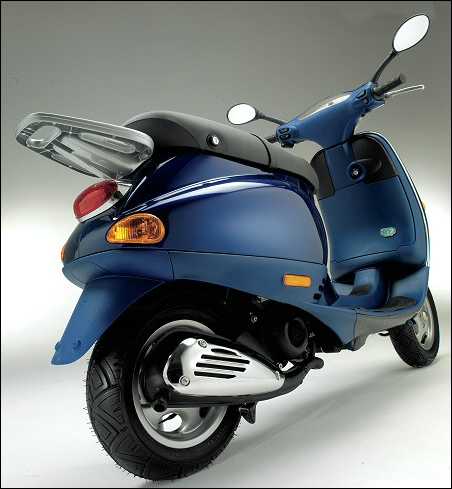 Vespa ET2 50 28.jpg