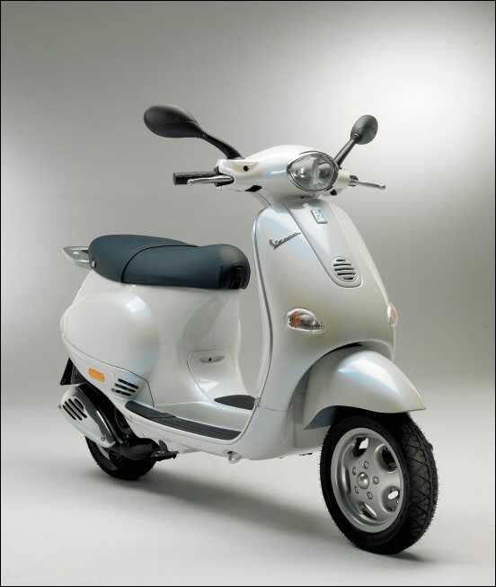 Vespa ET4 125-150 23.jpg