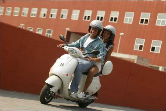 Vespa ET4 125-150 34.jpg