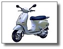 Vespa ET 3qtr LH Fr.jpg