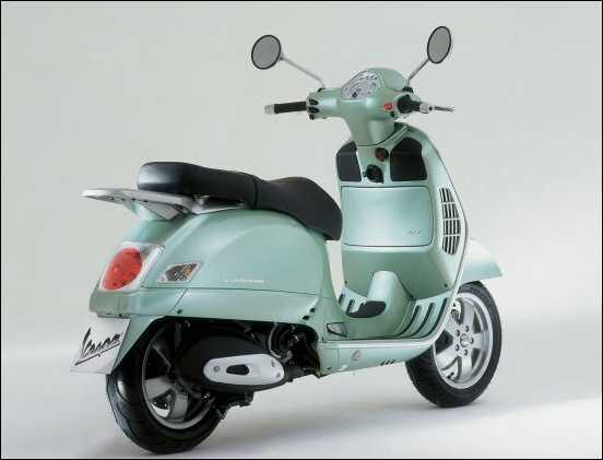Vespa GT200 10.jpg
