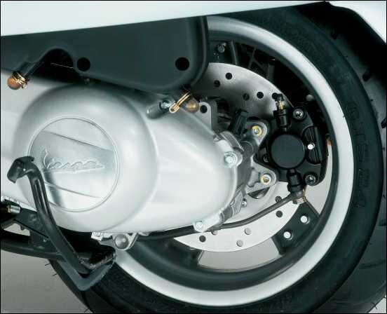 Vespa GT200 30.jpg