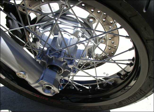 XT660X Supermotard 2005 Front Wheel rhs.jpg